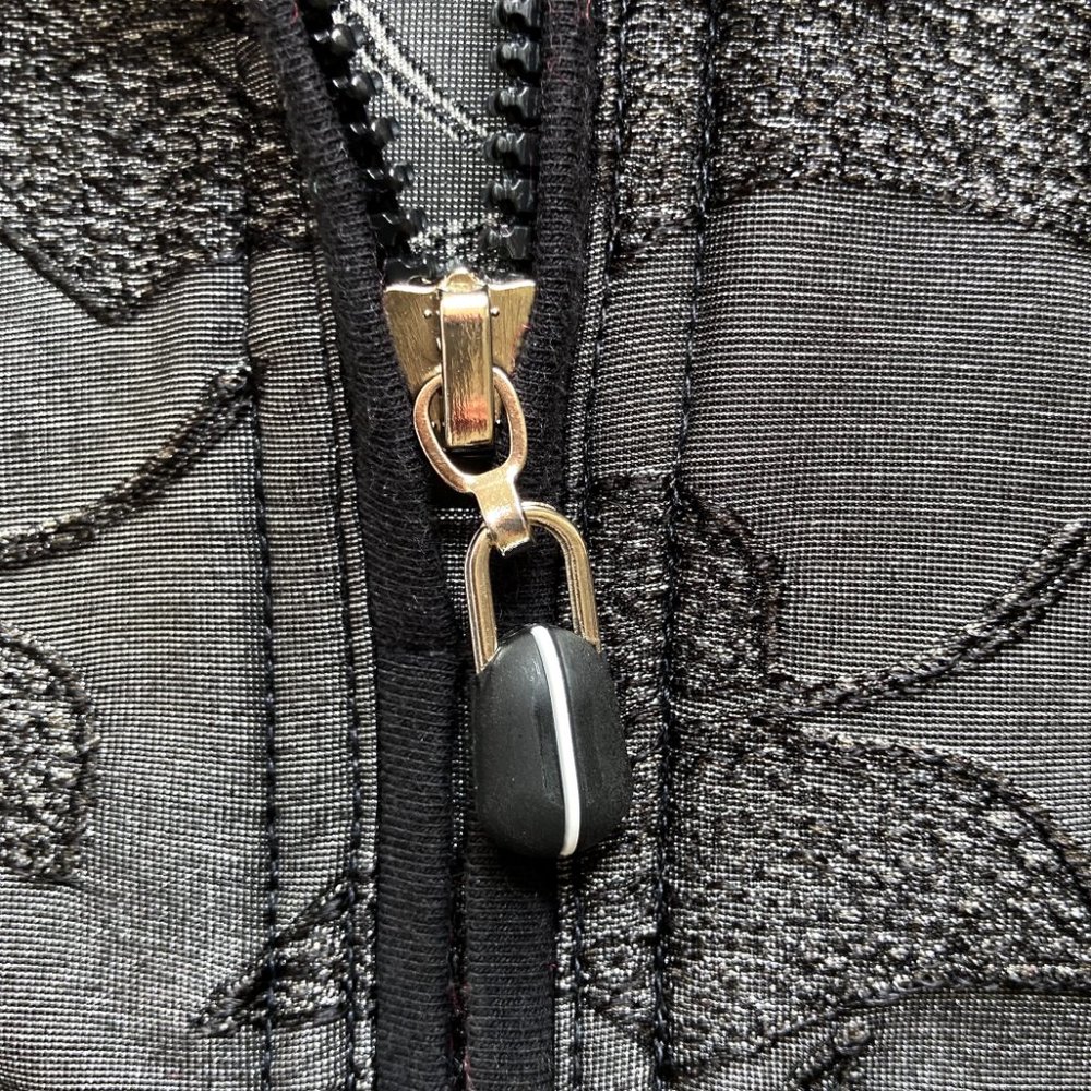 Jamie Sadock 1/4 Zip Embossed Print Top - Picture 7 of 13